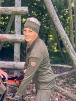 DIANA MELIR insulated women's sweatshirt