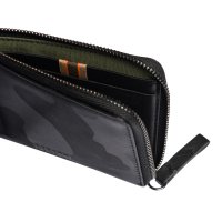 Zipped Pouch Wallet with chain - black