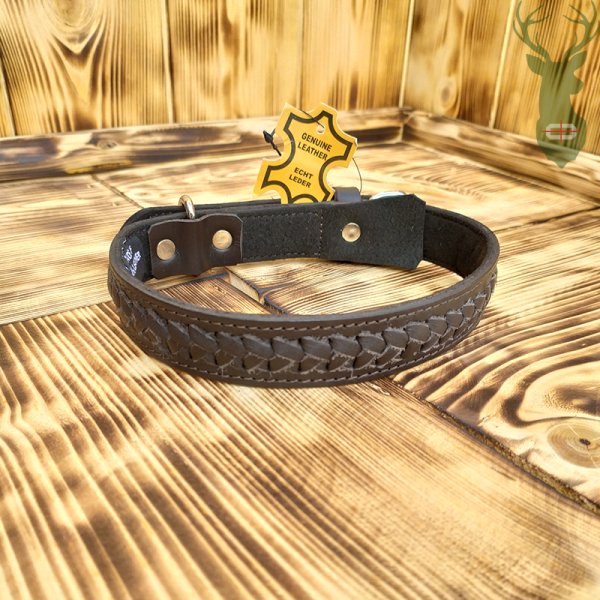 Leather dog collar